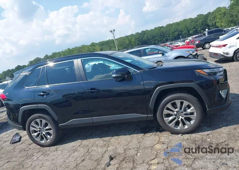 2023 Toyota Rav4 Xle Premium z USA, uszkodzony, nr VIN 2T3C1RFV0PC220425